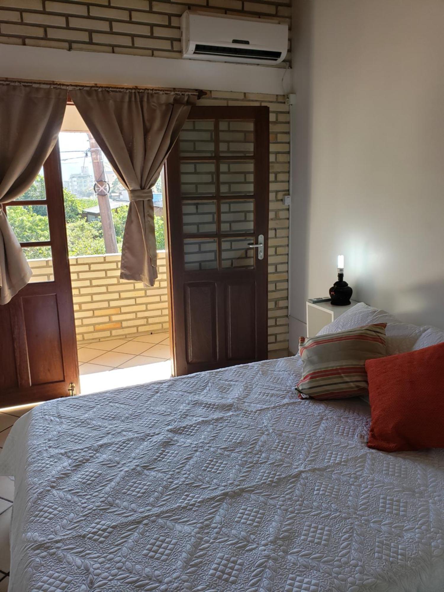 Residencial Costumes Brasileiras Hotel Bombinhas Phòng bức ảnh
